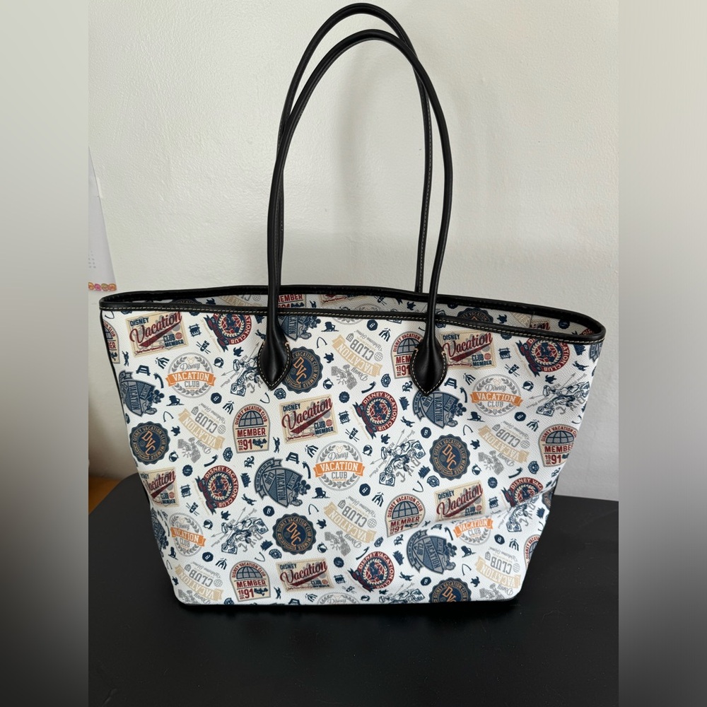 Dooney & Bourke Disney Vacation Club Tote - image 3